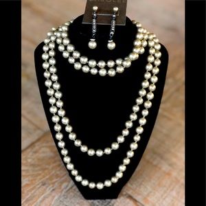 Necklace and earrings